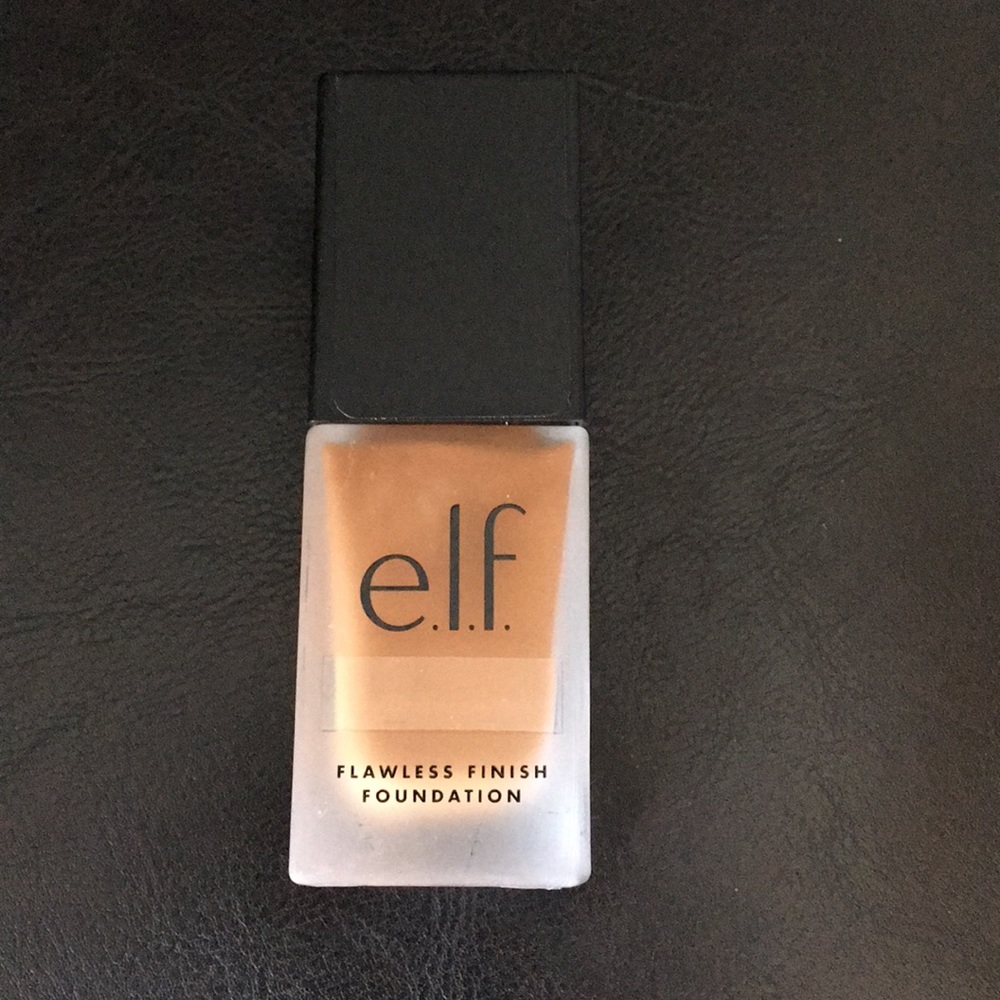 New ELF flawless Satin finish foundation Nutmeg oil free